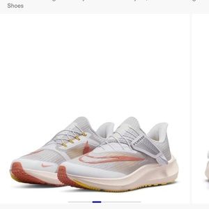 Nike 
Air Zoom Pegasus 39 FlyEase Women's Easy On/Off Road Running Shoes